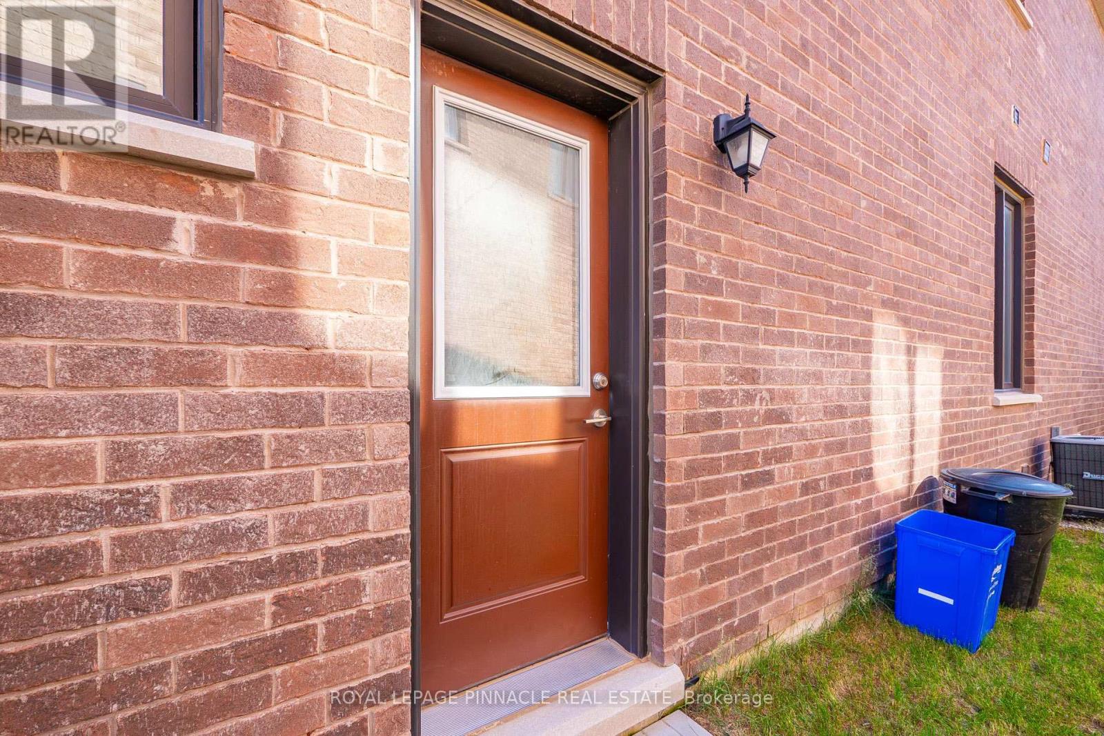 342 Thimbleweed Court, Milton, Ontario  L9E 1T2 - Photo 43 - W13243210