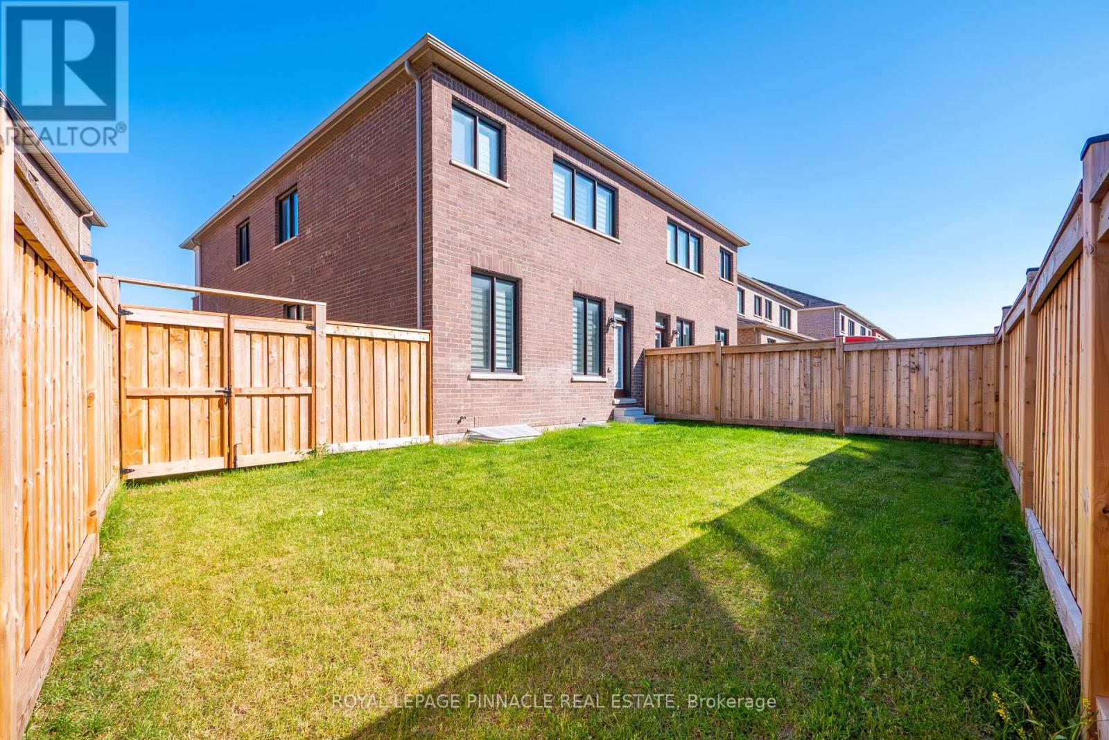 342 Thimbleweed Court, Milton, Ontario  L9E 1T2 - Photo 47 - W13243210