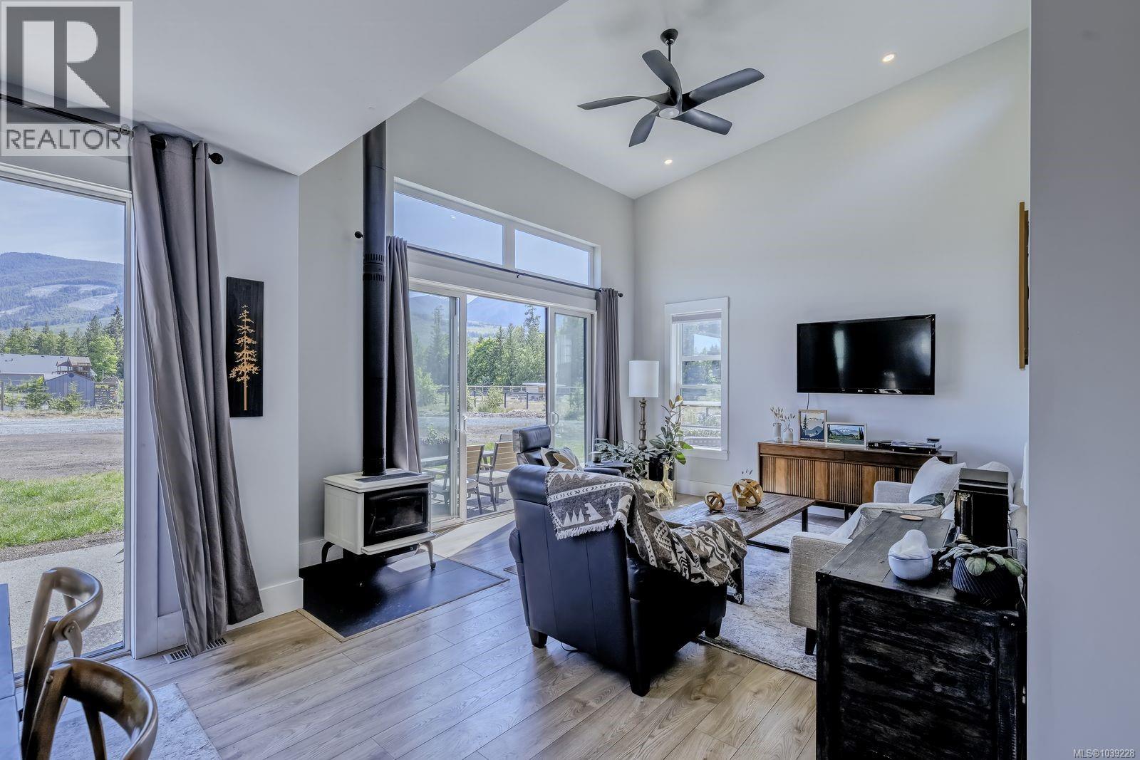 3770 Tralee Rd, Whiskey Creek, British Columbia V9K 1V6 - Photo 17 - 1039228