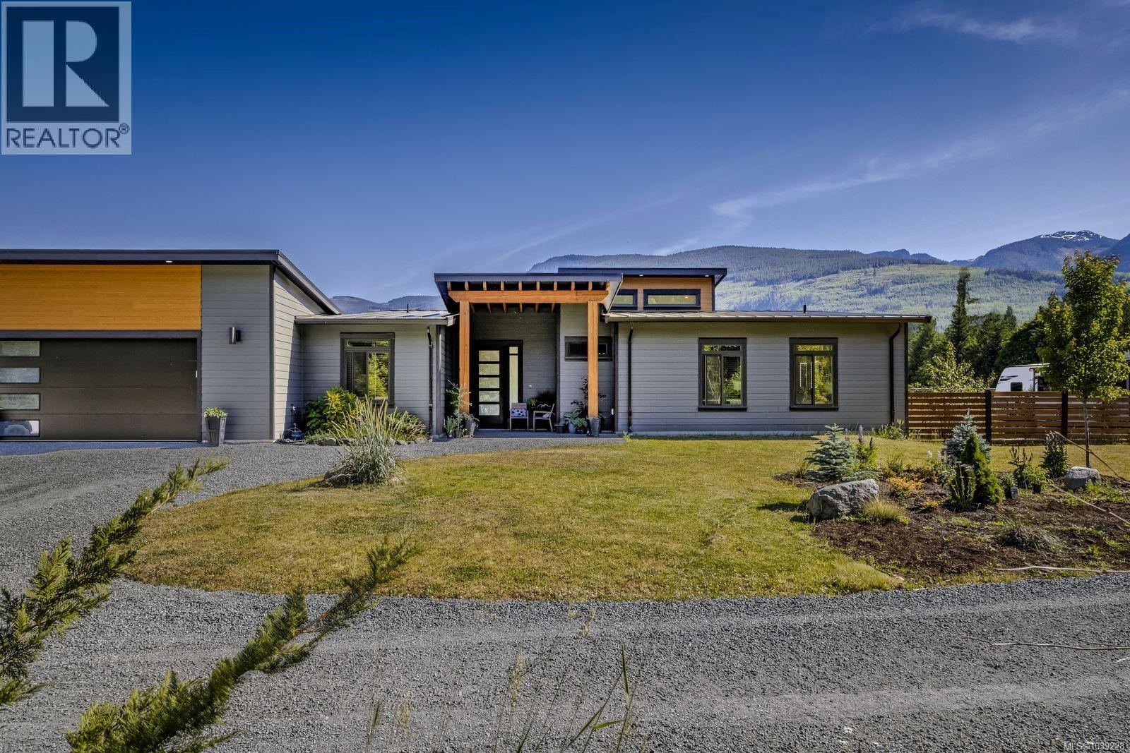3770 Tralee Rd, Whiskey Creek, British Columbia V9K 1V6 - Photo 39 - 1039228