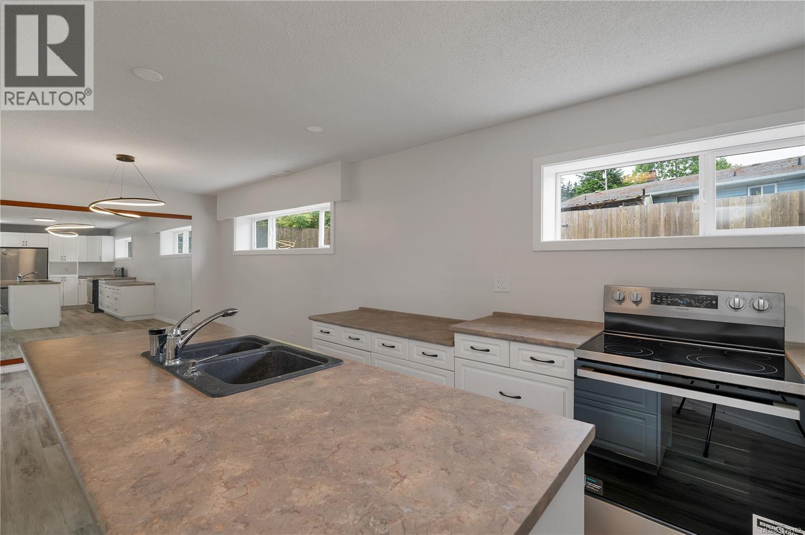1048 Galerno Rd, Campbell River, British Columbia  V9W 1J3 - Photo 35 - 1039162