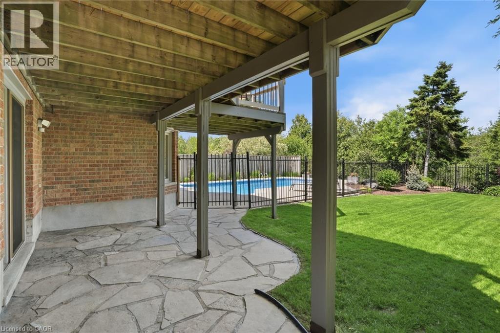 28 Bathgate Drive, Guelph, Ontario  N1L 1A8 - Photo 45 - 40836949