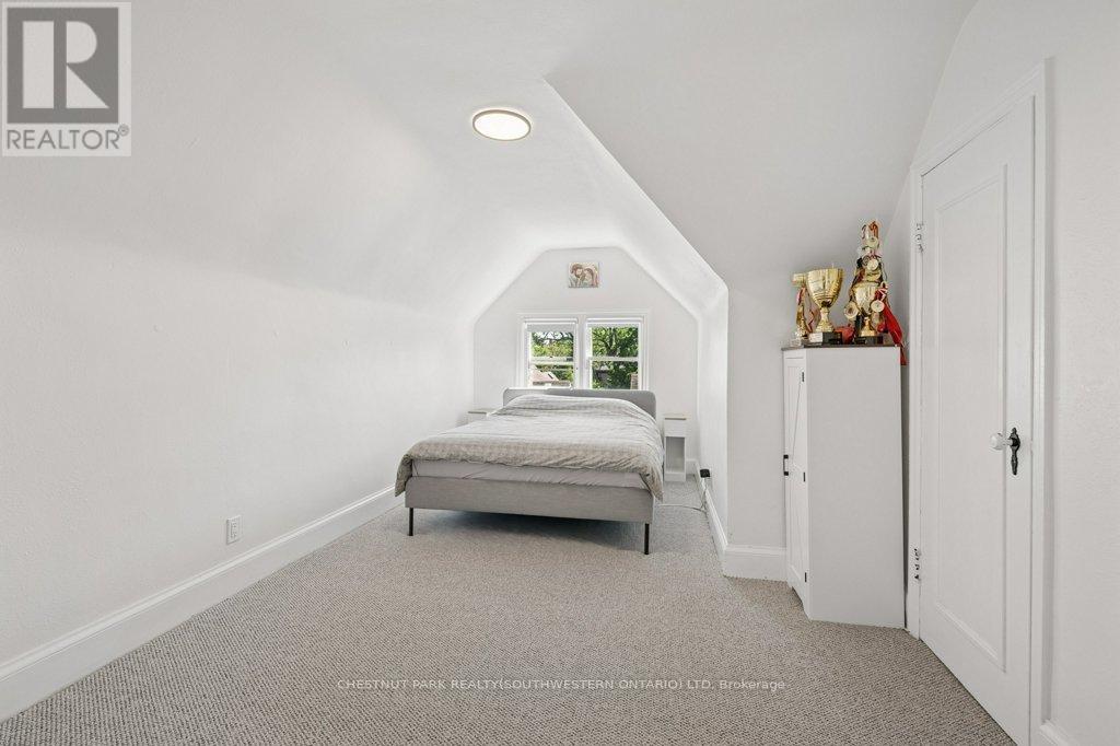 149 Young Street, Kitchener, Ontario  N2H 4Z5 - Photo 34 - X13243102