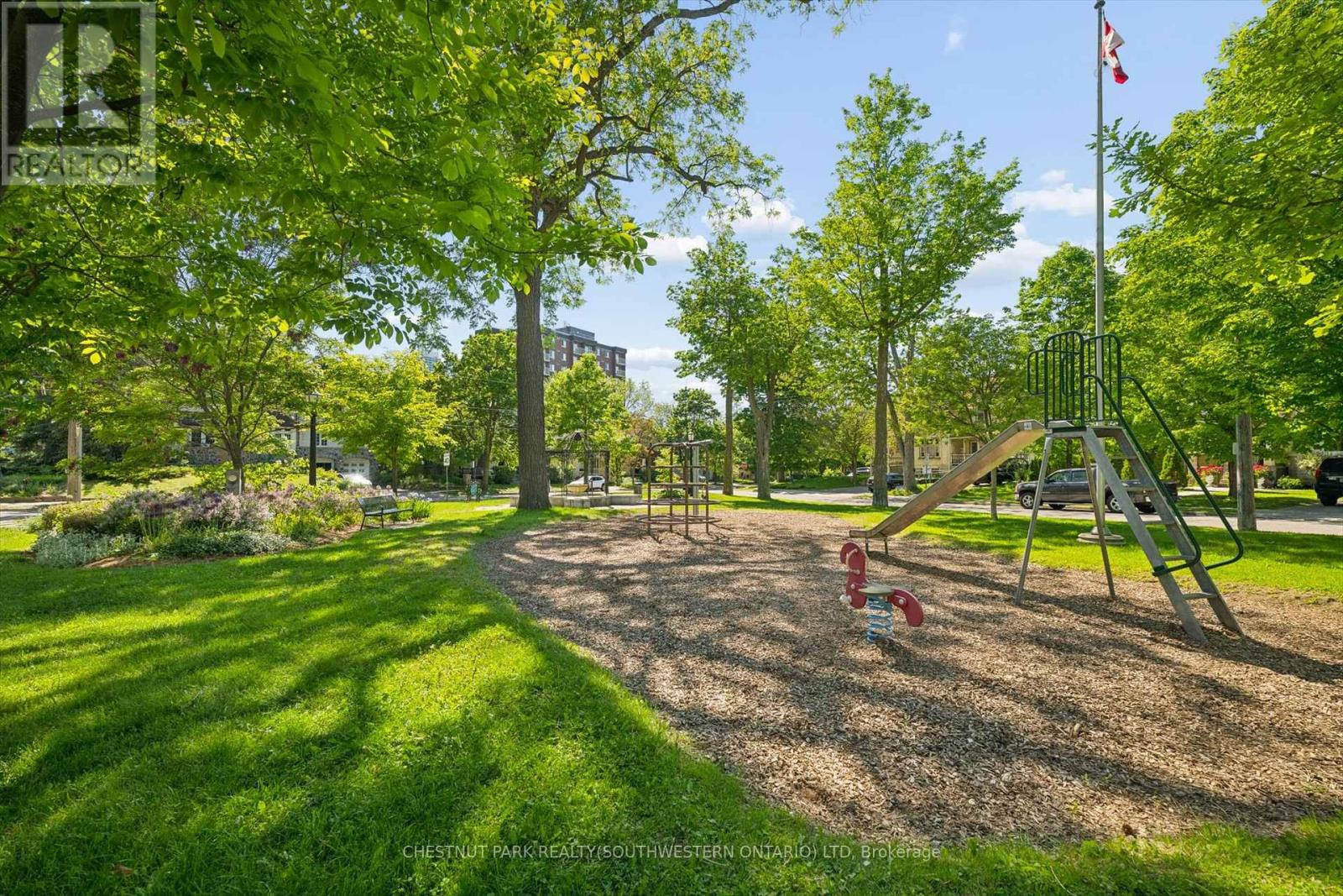 149 Young Street, Kitchener, Ontario  N2H 4Z5 - Photo 45 - X13243102