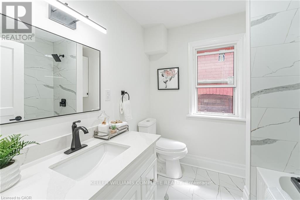 1 - 15 Barnesdale Avenue N, Hamilton, Ontario  L8L 6R4 - Photo 12 - X13243204