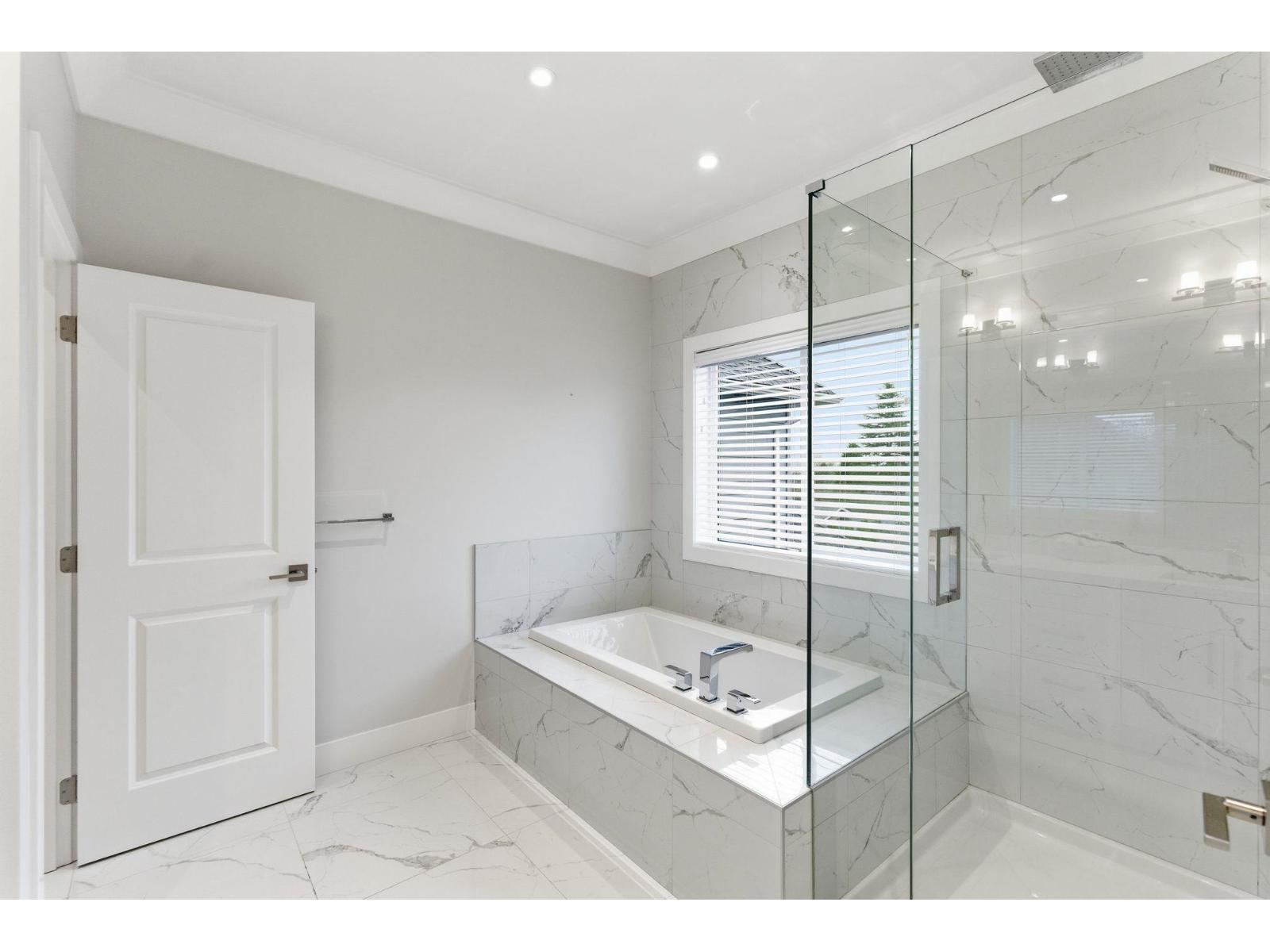 15786 23b Avenue, Surrey, British Columbia  V4A 9Y4 - Photo 17 - R3132388