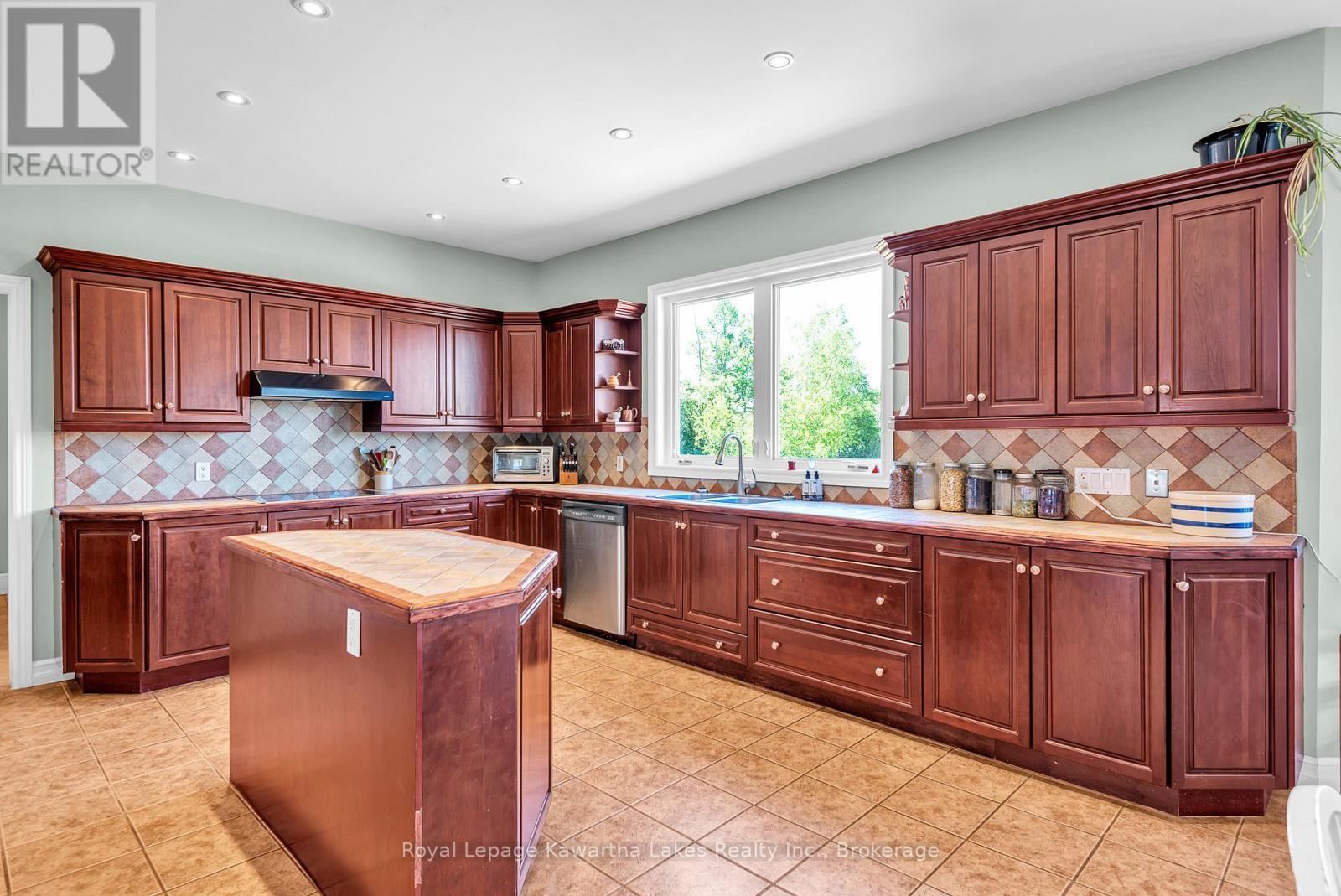 2435 Elm Tree Road, Kawartha Lakes, Ontario  K0M 1E0 - Photo 10 - X13243310
