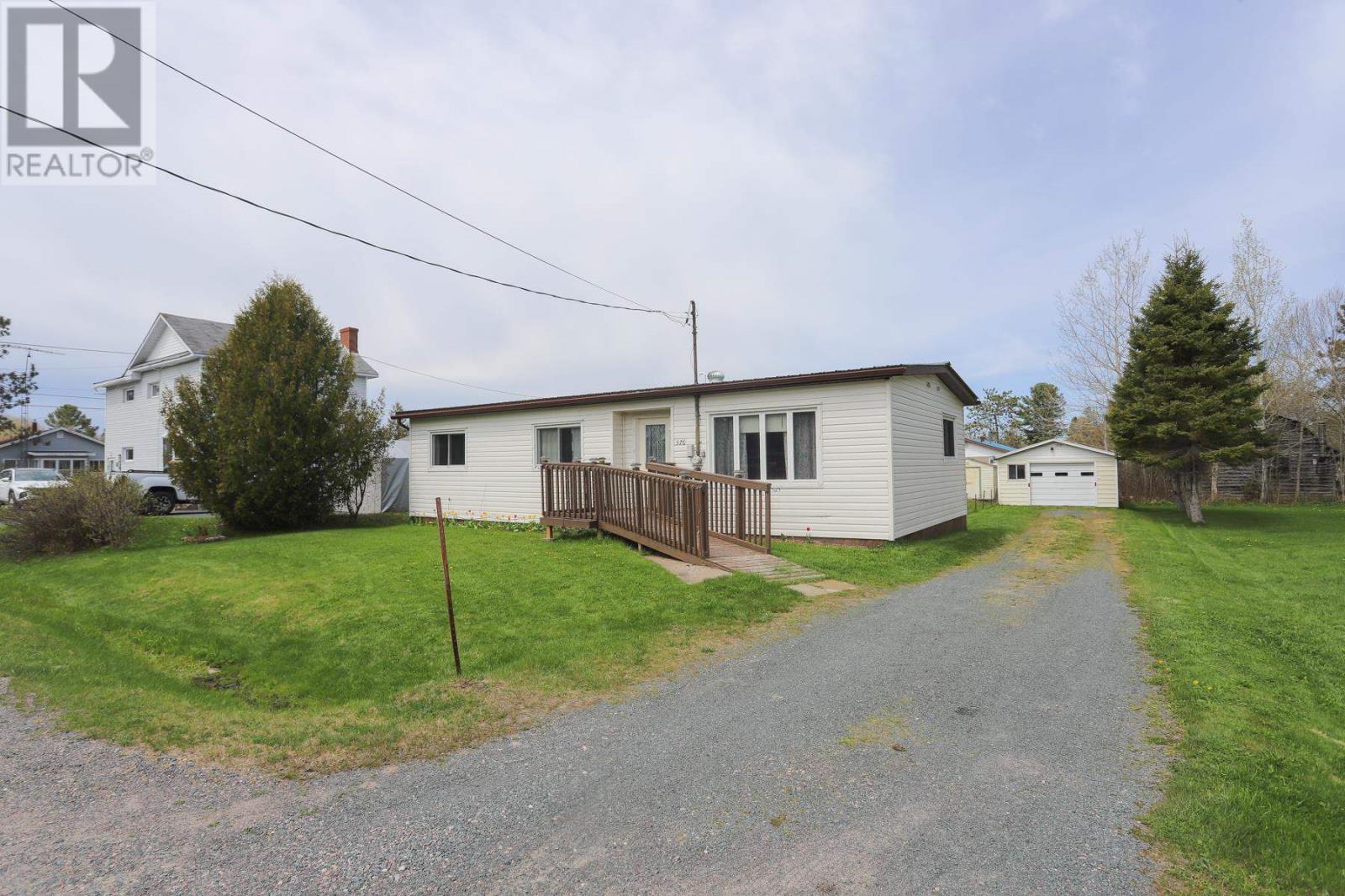376 Boyle St, Thessalon, Ontario  P0R 1L0 - Photo 11 - SM261131