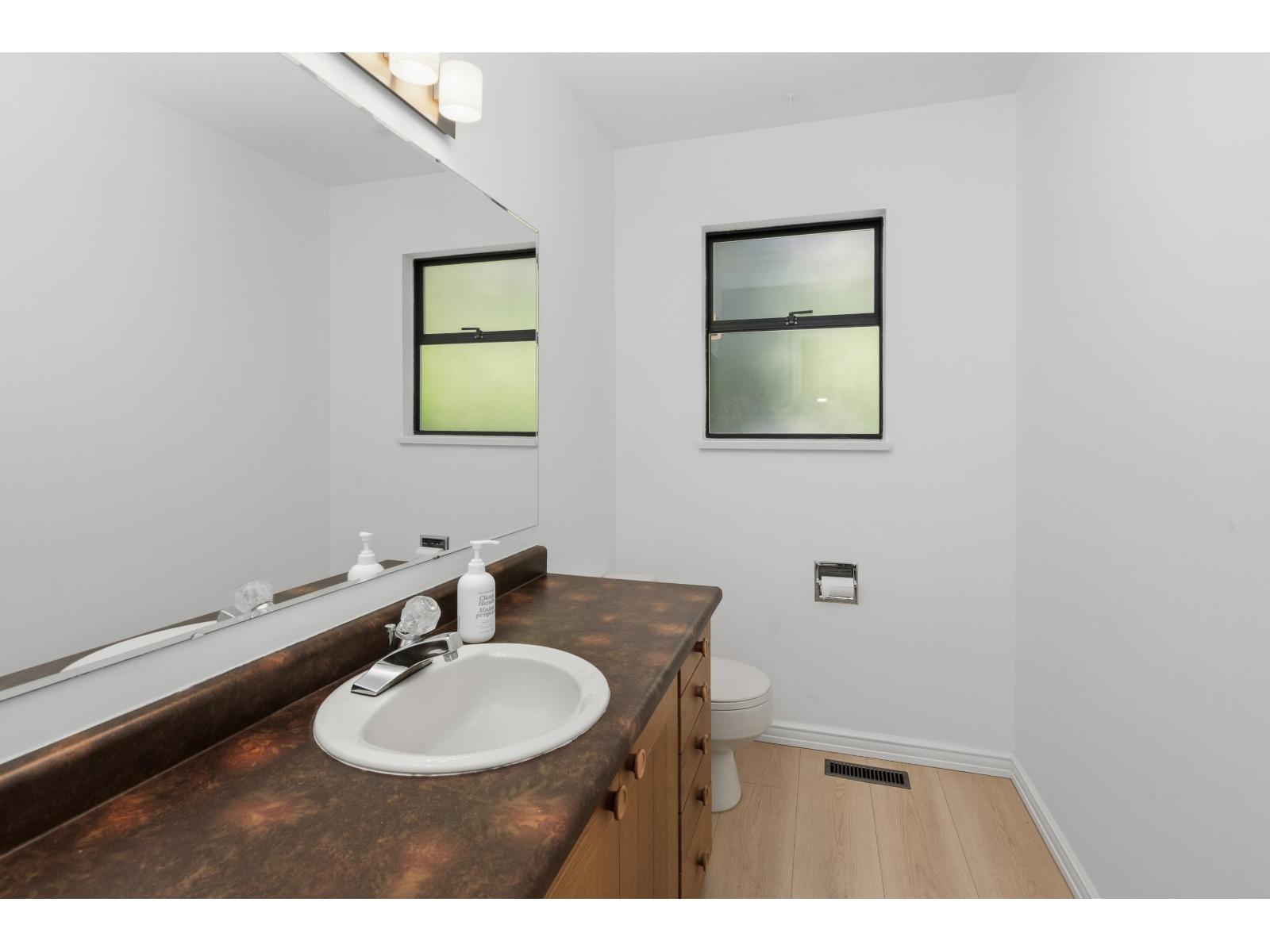 14815 Hardie Avenue, White Rock, British Columbia  V4B 2H6 - Photo 26 - R3131830