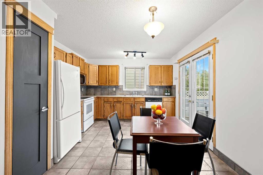 159 Shawinigan Drive Sw, Calgary, Alberta  T2Y 2W1 - Photo 9 - A2317667