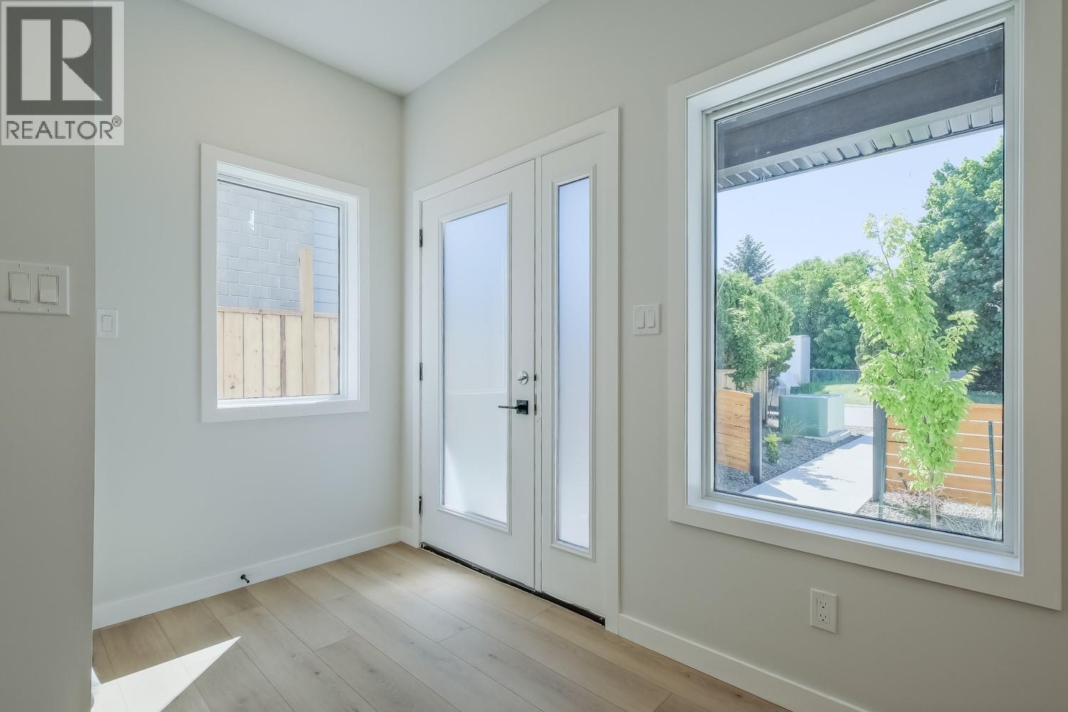 177 Kirkpatrick Avenue Unit# 102, Penticton, British Columbia  V2A 3P4 - Photo 4 - 10390192