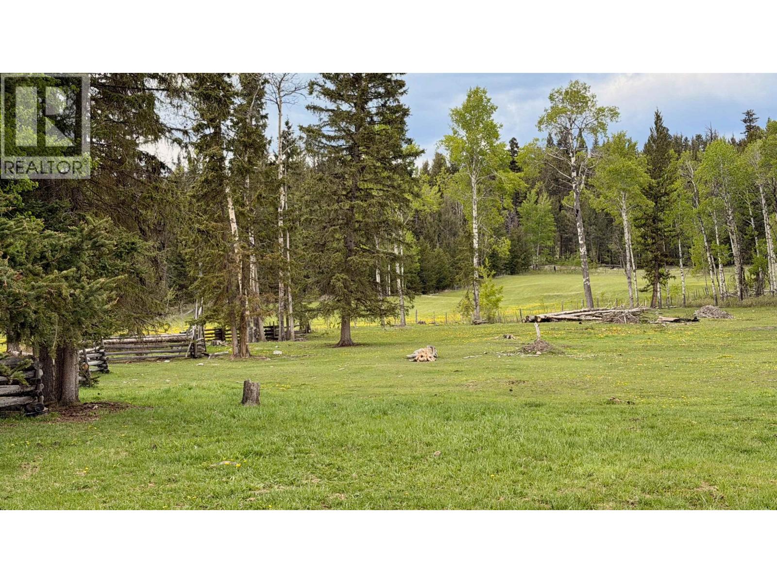 6311 N Horse Lake Road, 100 Mile House, British Columbia  V0K 2E3 - Photo 10 - R3132436