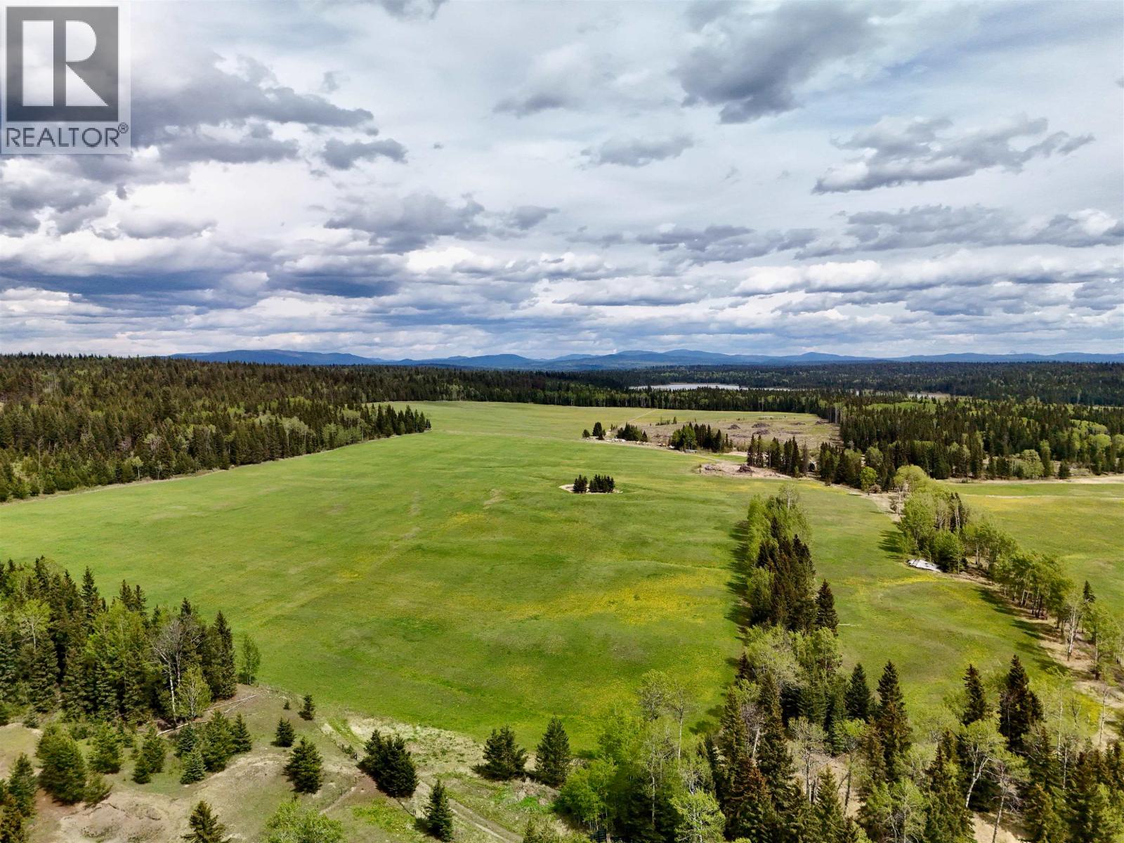 6311 N Horse Lake Road, 100 Mile House, British Columbia  V0K 2E3 - Photo 2 - R3132436