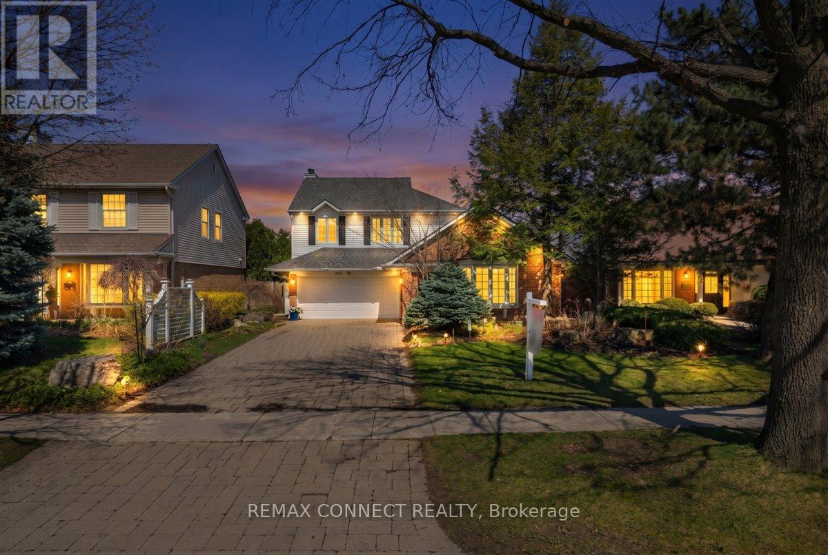 2491 Parmeer Drive, Mississauga, Ontario  L5C 2Y3 - Photo 2 - W13016154