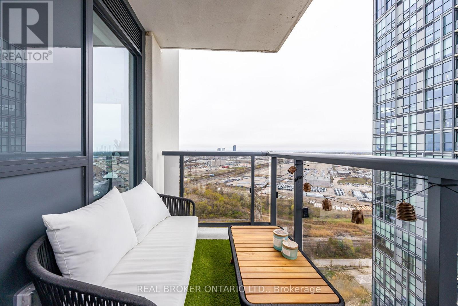 2010 - 30 Samuel Wood Way, Toronto, Ontario  M9B 0C9 - Photo 14 - W13240730