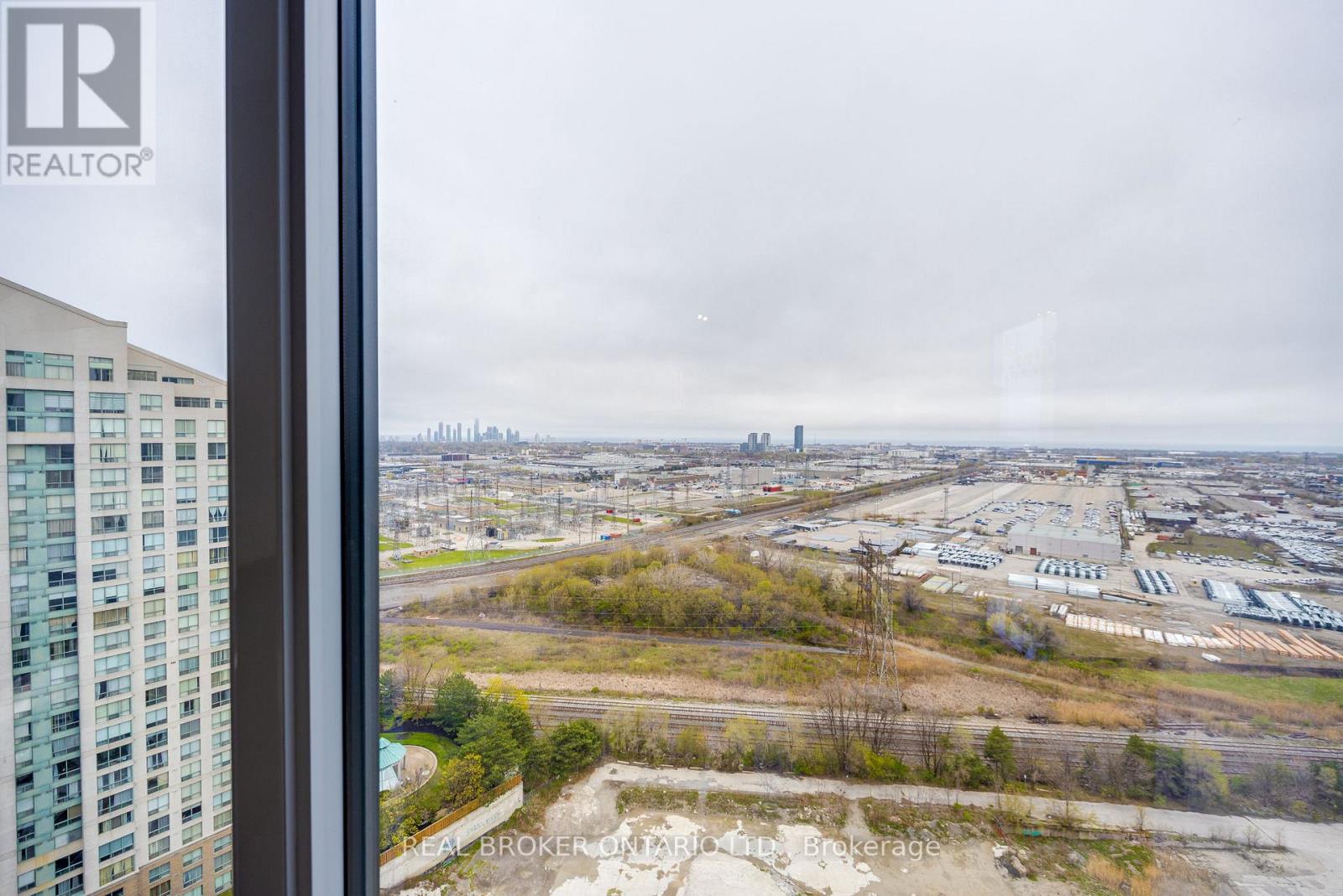 2010 - 30 Samuel Wood Way, Toronto, Ontario  M9B 0C9 - Photo 7 - W13240730