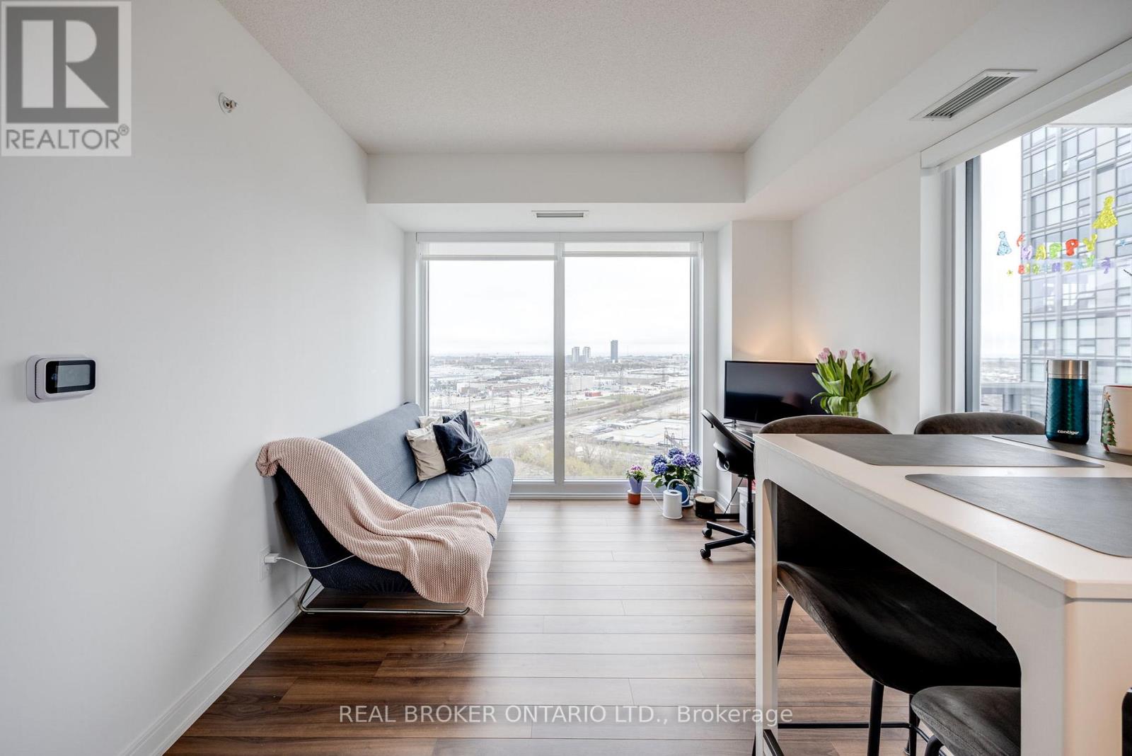 2010 - 30 Samuel Wood Way, Toronto, Ontario  M9B 0C9 - Photo 6 - W13240730