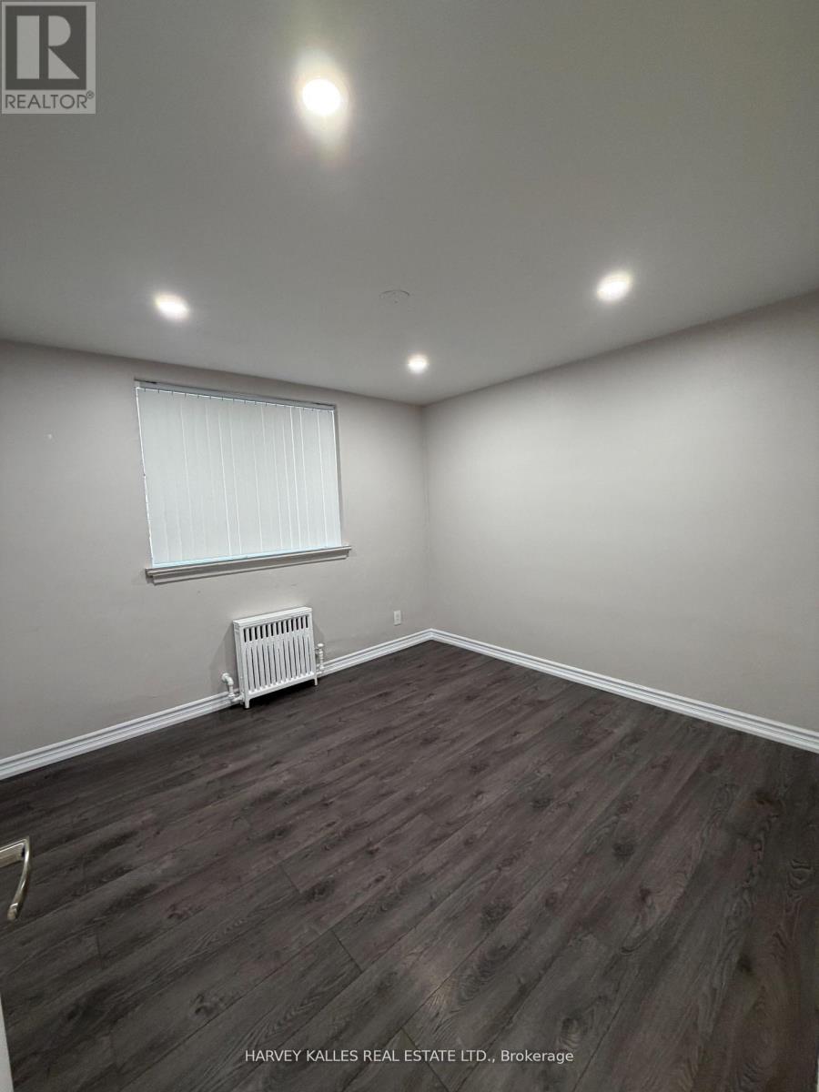 101 - 180 Vaughan Road, Toronto, Ontario  M6C 2M3 - Photo 3 - C13243230