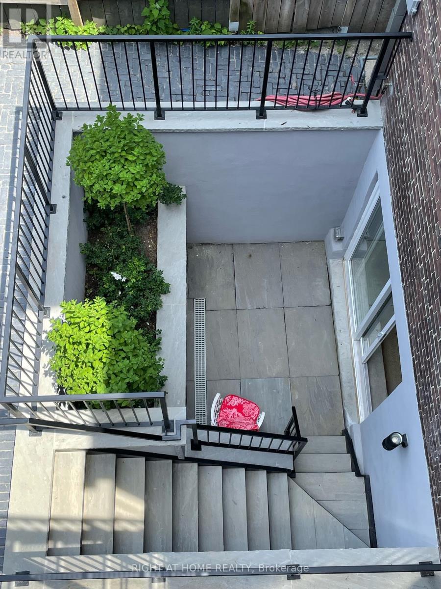 Lower Level - 60 Winchester Street, Toronto, Ontario  M4X 1A9 - Photo 24 - C13243370