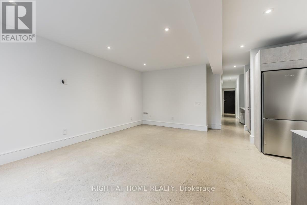 Lower Level - 60 Winchester Street, Toronto, Ontario  M4X 1A9 - Photo 6 - C13243370