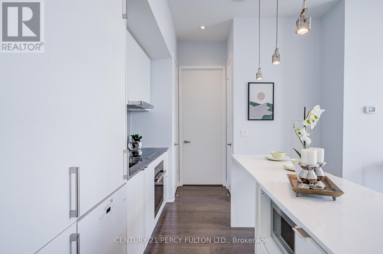 6901 - 100 Harbour Street, Toronto, Ontario  M5J 0B5 - Photo 25 - C13243404
