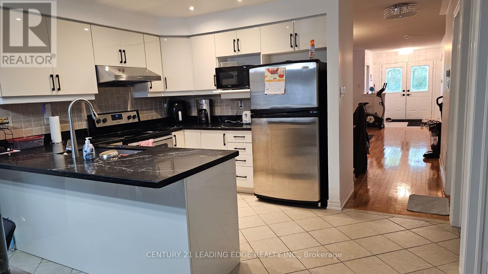 29 Pardon Avenue, Whitby, Ontario  L1P 1V1 - Photo 12 - E13243222