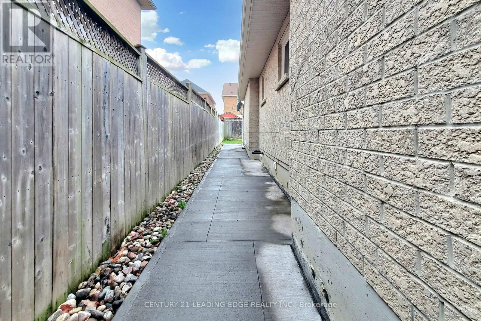 29 Pardon Avenue, Whitby, Ontario  L1P 1V1 - Photo 30 - E13243222