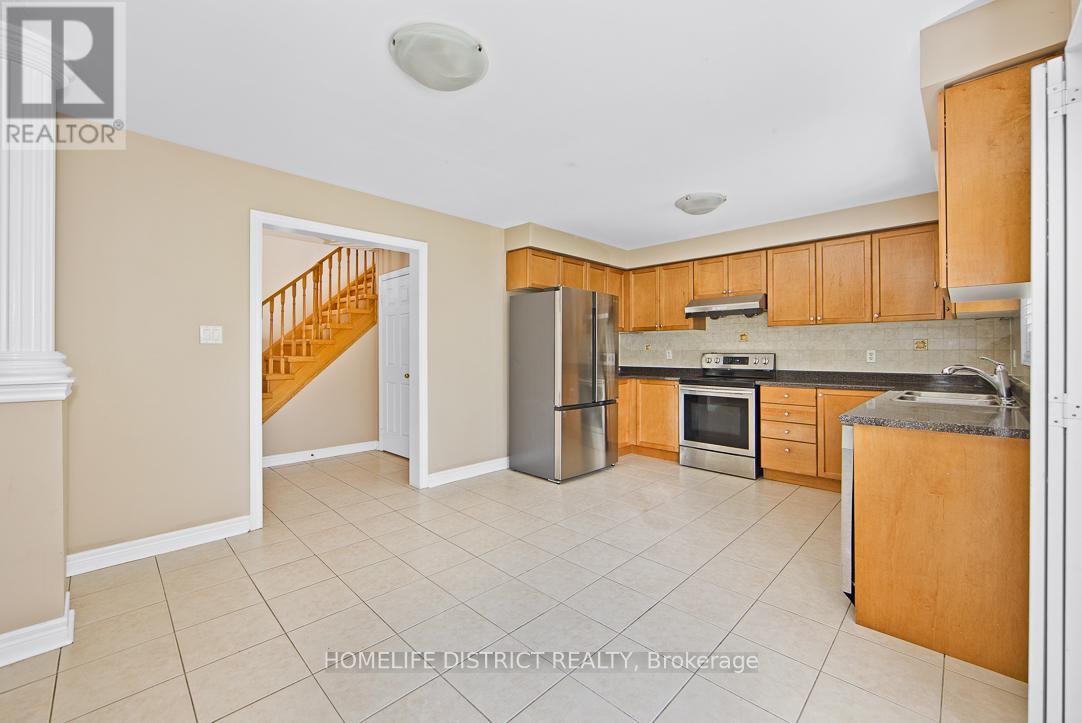 47 Ball Crescent, Whitby, Ontario  L1P 1W5 - Photo 10 - E13243396