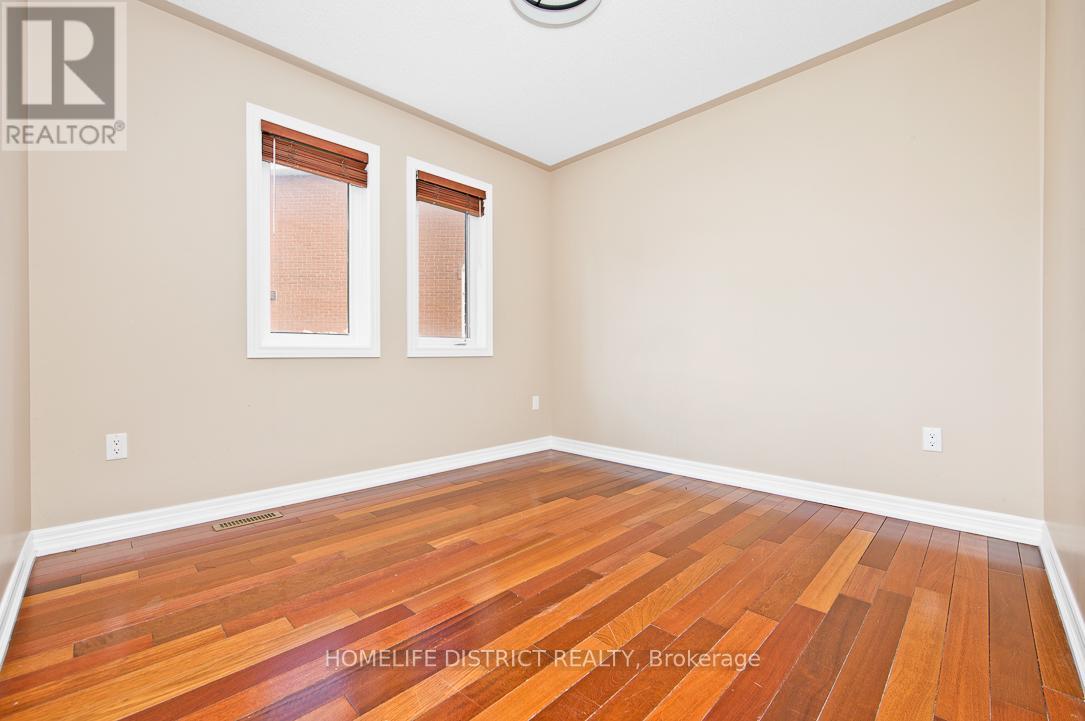47 Ball Crescent, Whitby, Ontario  L1P 1W5 - Photo 12 - E13243396