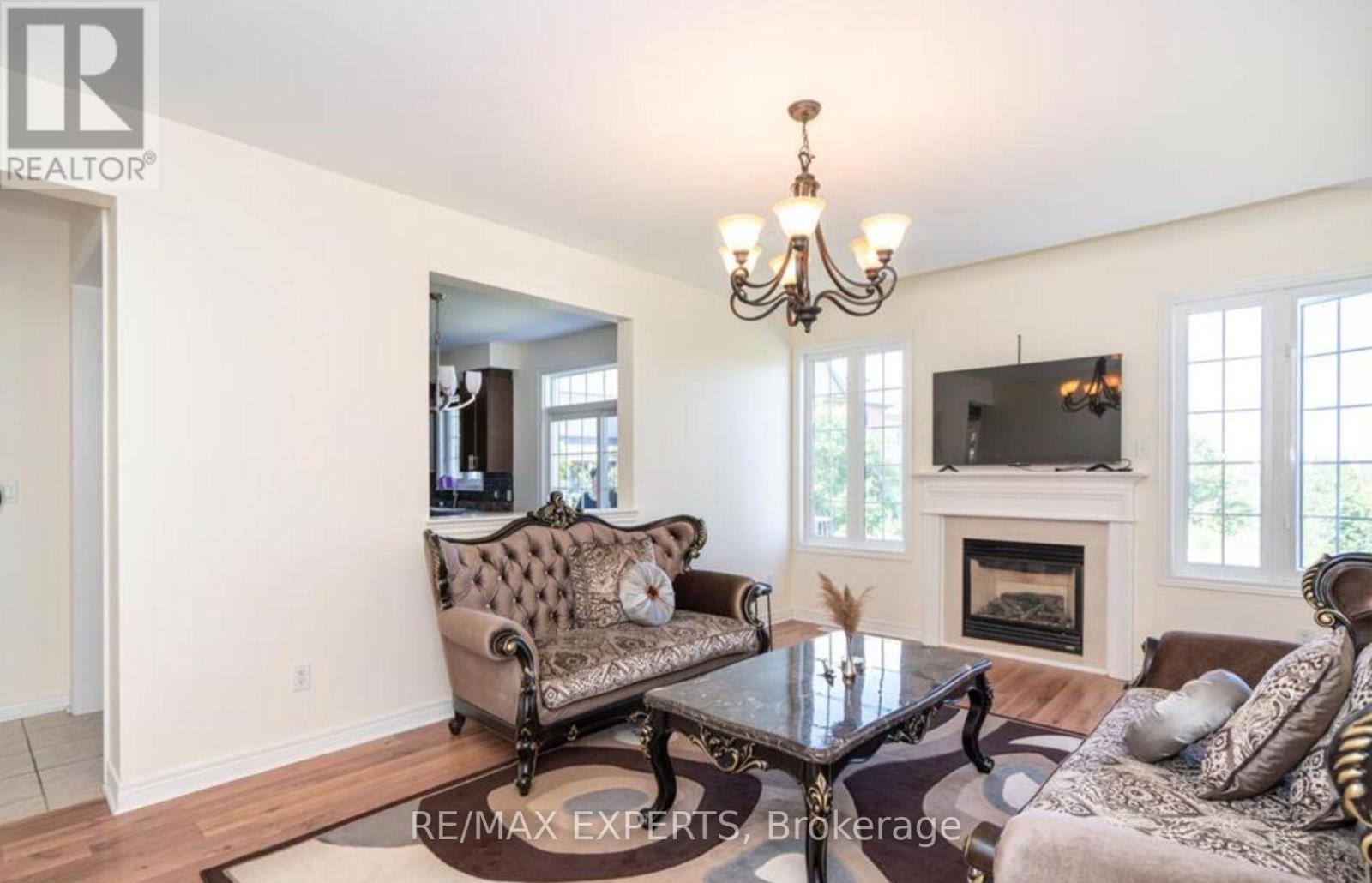 4 Trailside Drive, Bradford West Gwillimbury, Ontario  L3Z 0B5 - Photo 9 - N13243232