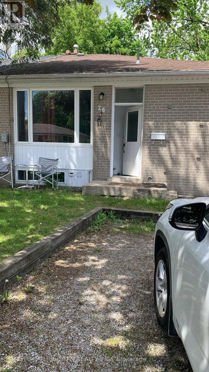 Upper - 26 Jones Court, Aurora, Ontario  L4G 2B8 - Photo 12 - N13243256