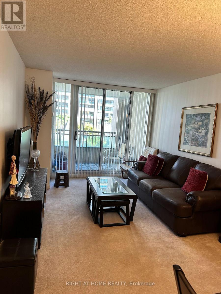 206 - 310 Red Maple Road, Richmond Hill, Ontario  L4C 0T7 - Photo 6 - N13243432