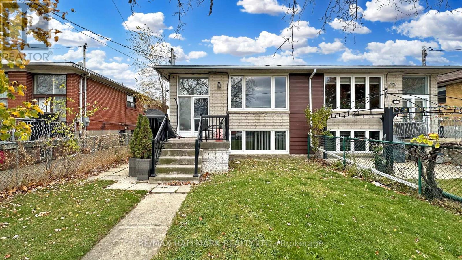 LOWER - 3572 DUFFERIN STREET, Toronto, Ontario