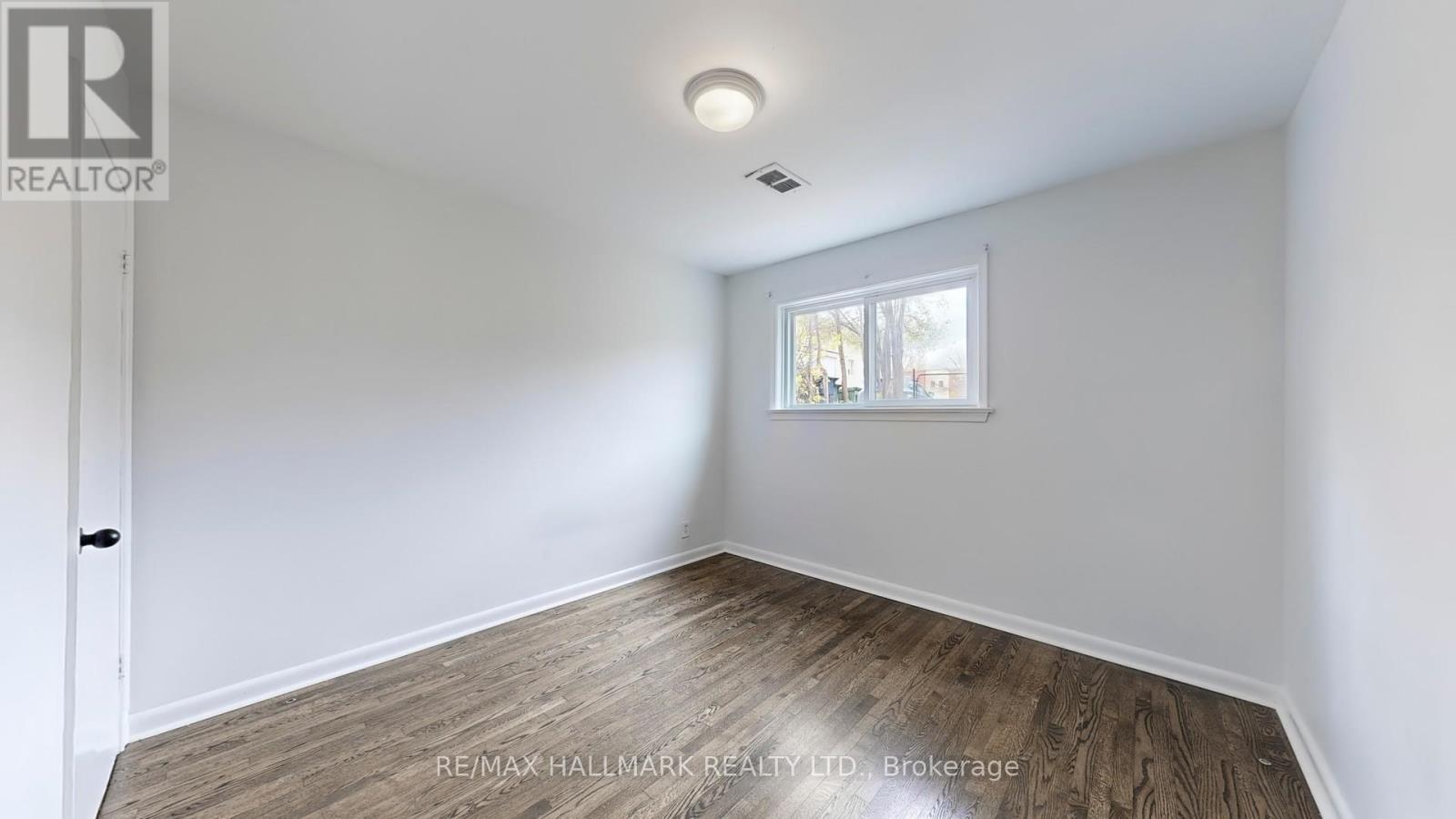 Lower - 3572 Dufferin Street, Toronto, Ontario  M3K 1N1 - Photo 12 - W13243234