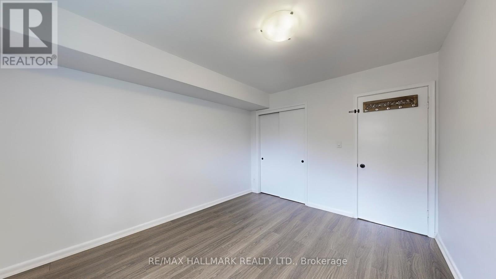 Lower - 3572 Dufferin Street, Toronto, Ontario  M3K 1N1 - Photo 16 - W13243234