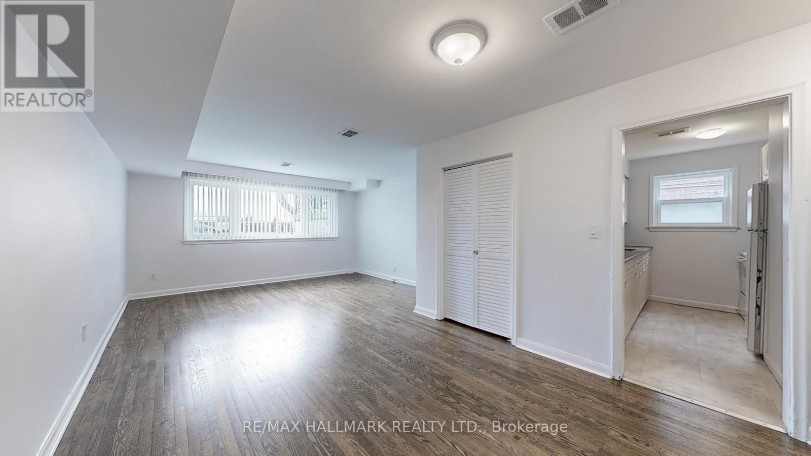 Lower - 3572 Dufferin Street, Toronto, Ontario  M3K 1N1 - Photo 4 - W13243234