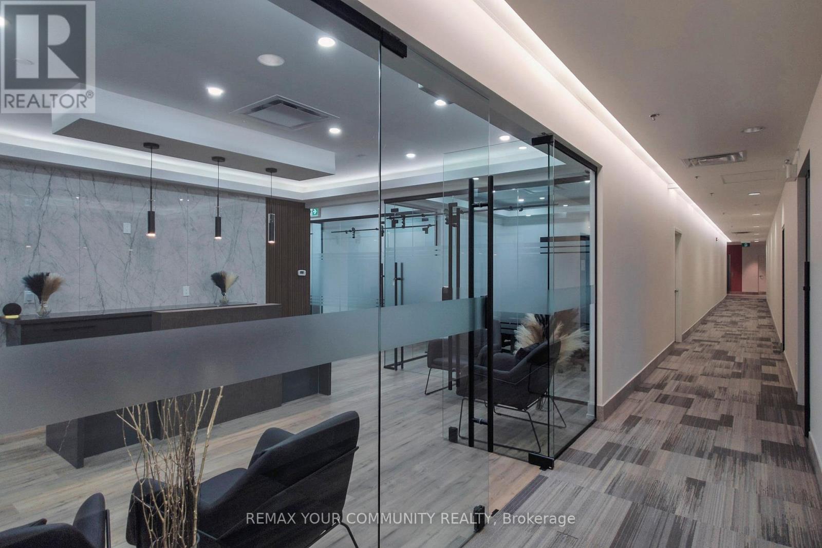 202a - 755 Queensway Road E, Mississauga, Ontario  L4Y 4C5 - Photo 6 - W13243304