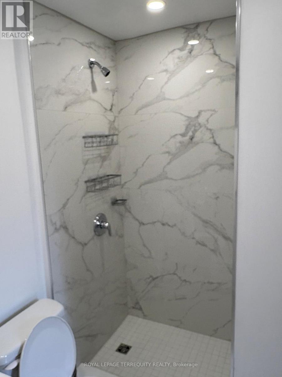 Basement - 10 Northcliffe Boulevard, Toronto, Ontario  M6H 3H1 - Photo 12 - W13243342