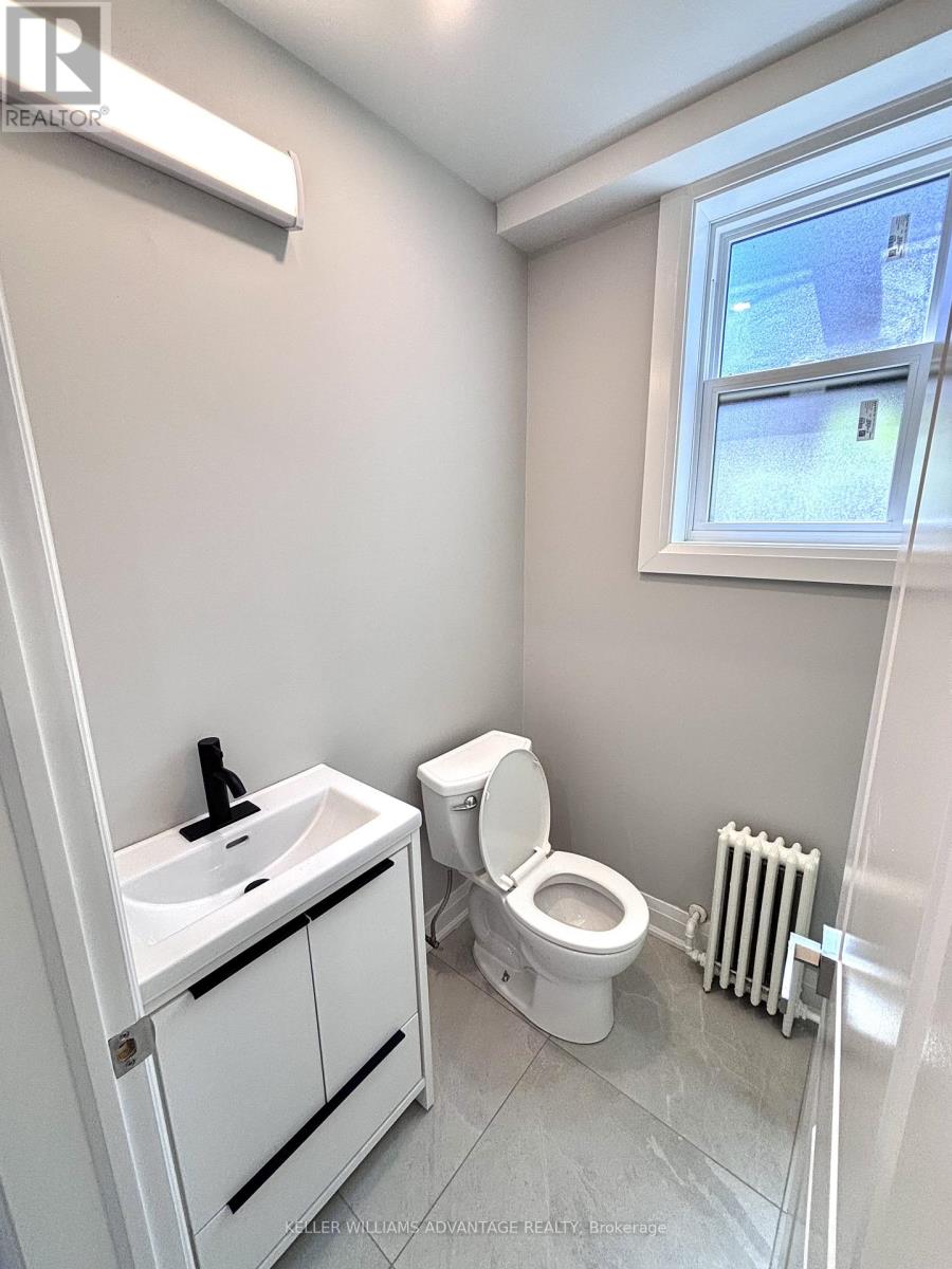 100 Portland Street, Toronto, Ontario  M8Y 1A7 - Photo 16 - W13243362