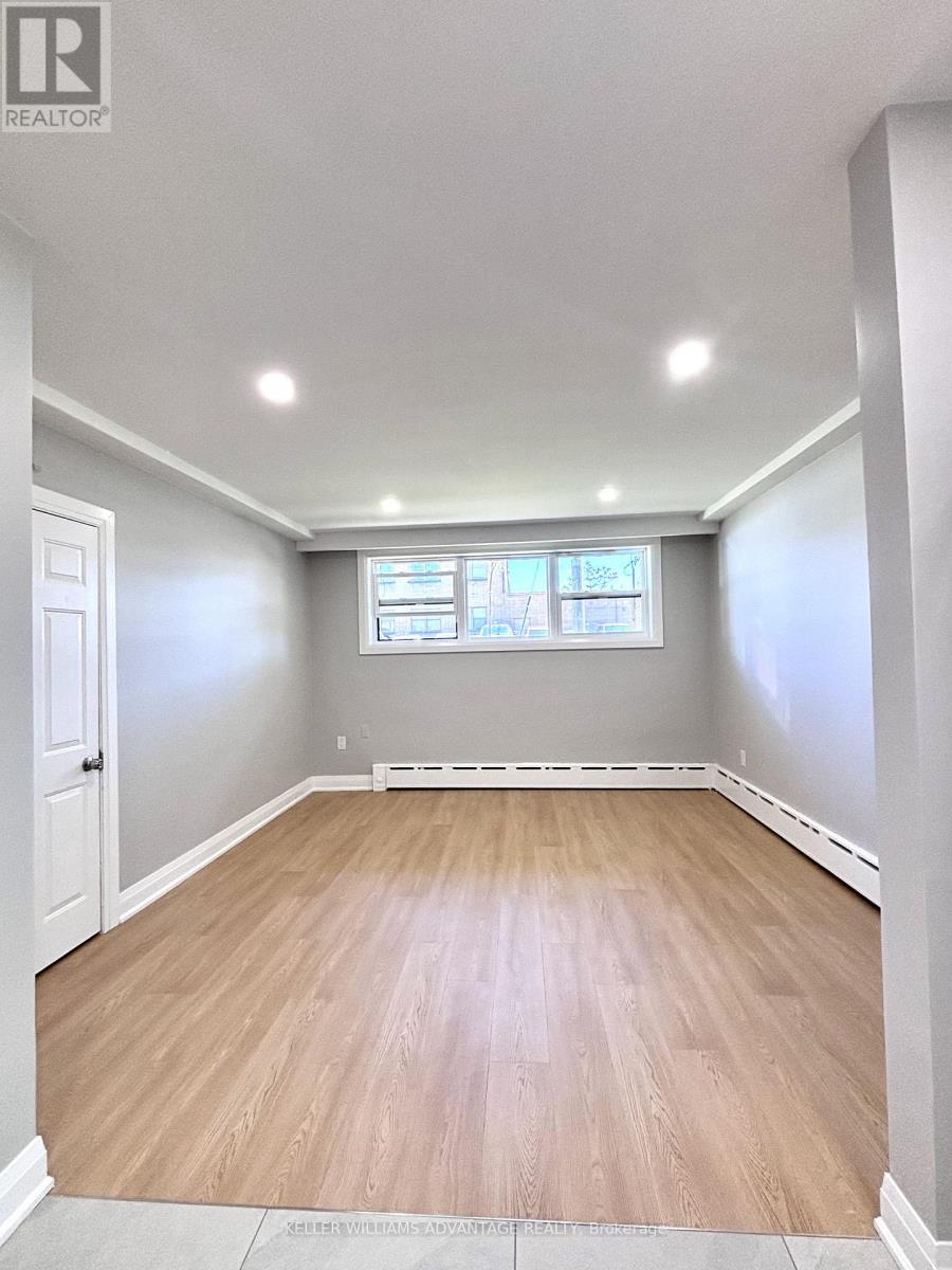 100 Portland Street, Toronto, Ontario  M8Y 1A7 - Photo 4 - W13243362