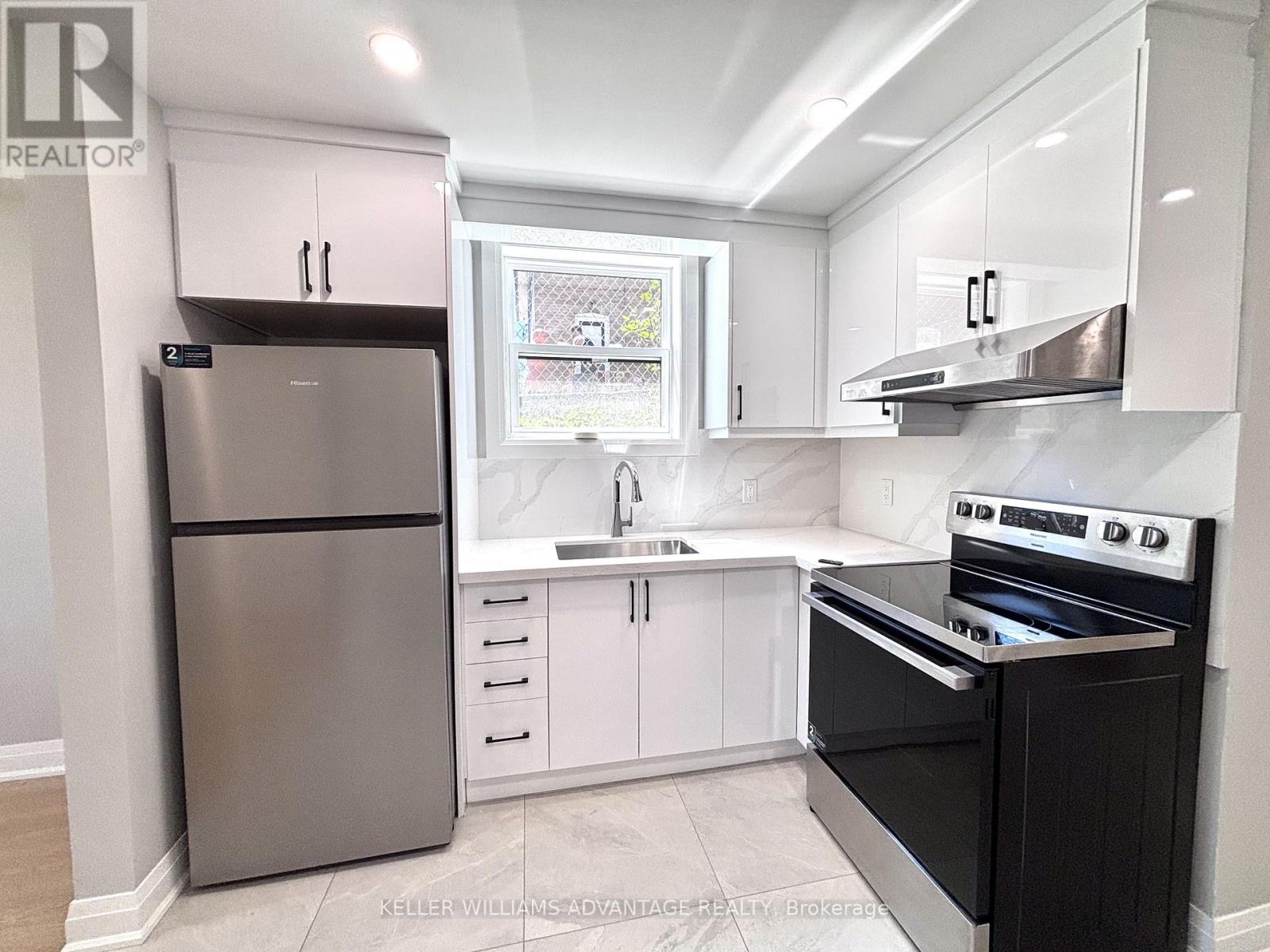 100 Portland Street, Toronto, Ontario  M8Y 1A7 - Photo 6 - W13243362