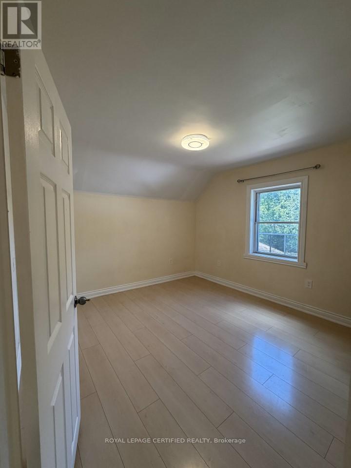 148 Belgravia Avenue, Toronto, Ontario  M6E 2M7 - Photo 7 - W13243388