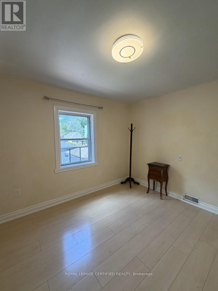 148 Belgravia Avenue, Toronto, Ontario  M6E 2M7 - Photo 8 - W13243388