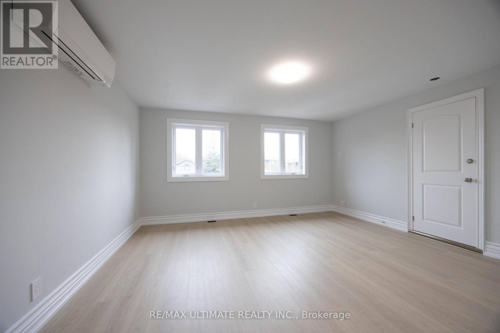 Upper1 - 83 Burr Avenue, Toronto, Ontario  M6L 1V3 - Photo 7 - W13243398