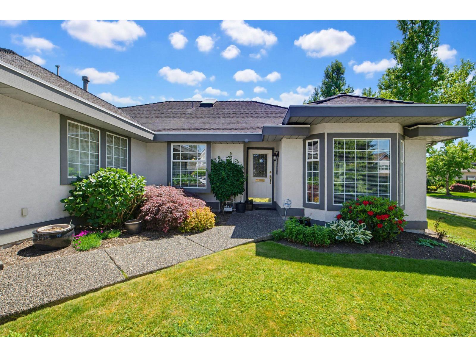 21710 46 Avenue, Langley, British Columbia  V3A 3J4 - Photo 5 - R3131466