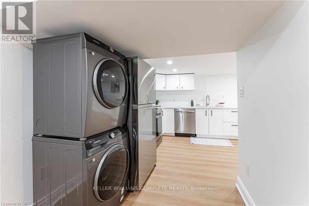 2 - 15 Barnesdale Avenue N, Hamilton, Ontario  L8L 6R4 - Photo 5 - X13243240