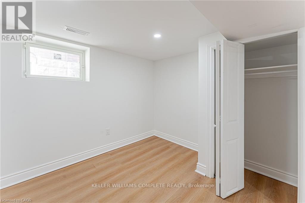2 - 15 Barnesdale Avenue N, Hamilton, Ontario  L8L 6R4 - Photo 6 - X13243240