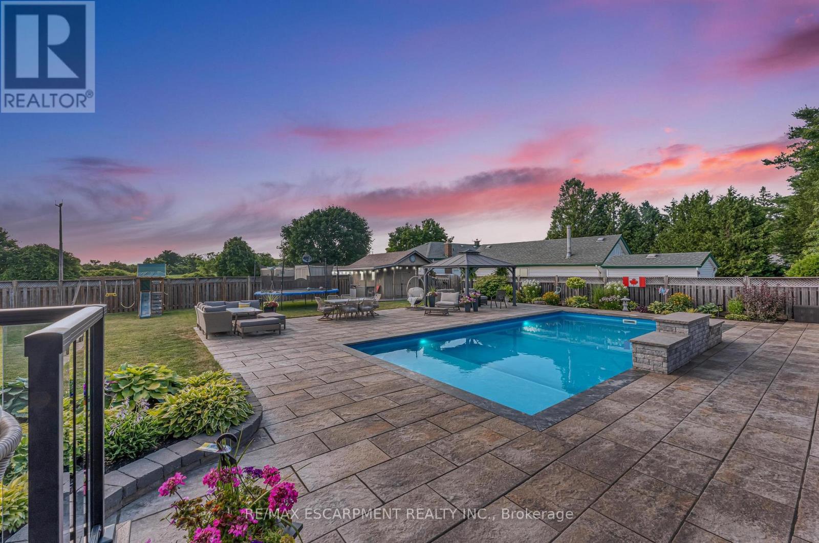 9924 Dickenson Road W, Hamilton, Ontario  L0R 1W0 - Photo 31 - X13243260