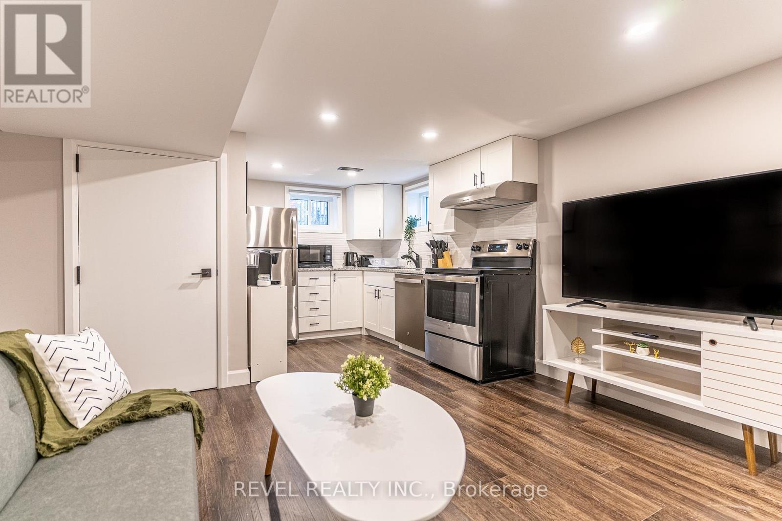 Lower - 783 Queensdale Avenue E, Hamilton, Ontario  L8V 1M7 - Photo 2 - X13243352