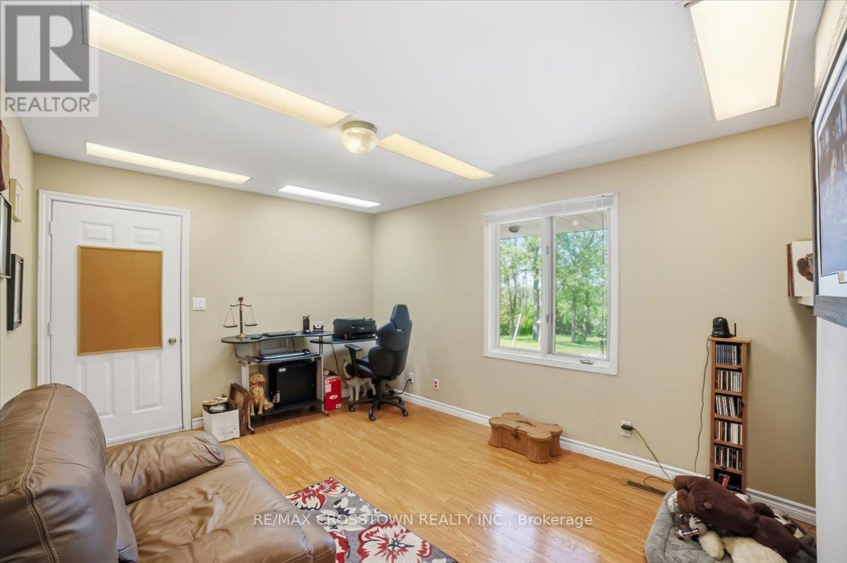 1074 Millhaven Road, Loyalist, Ontario  K0H 2H0 - Photo 23 - X13243358